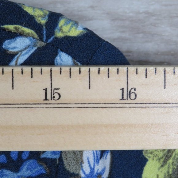 Time and Tru* Women's 3/4 Flared‎ Sleeve Pullover Boat Neck Blouse Size Large - Picture 6 of 9